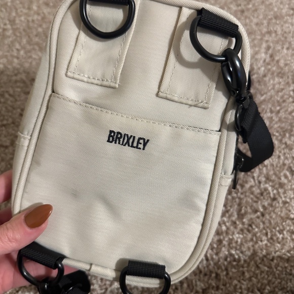 Brixley cross body bag - Picture 2 of 3